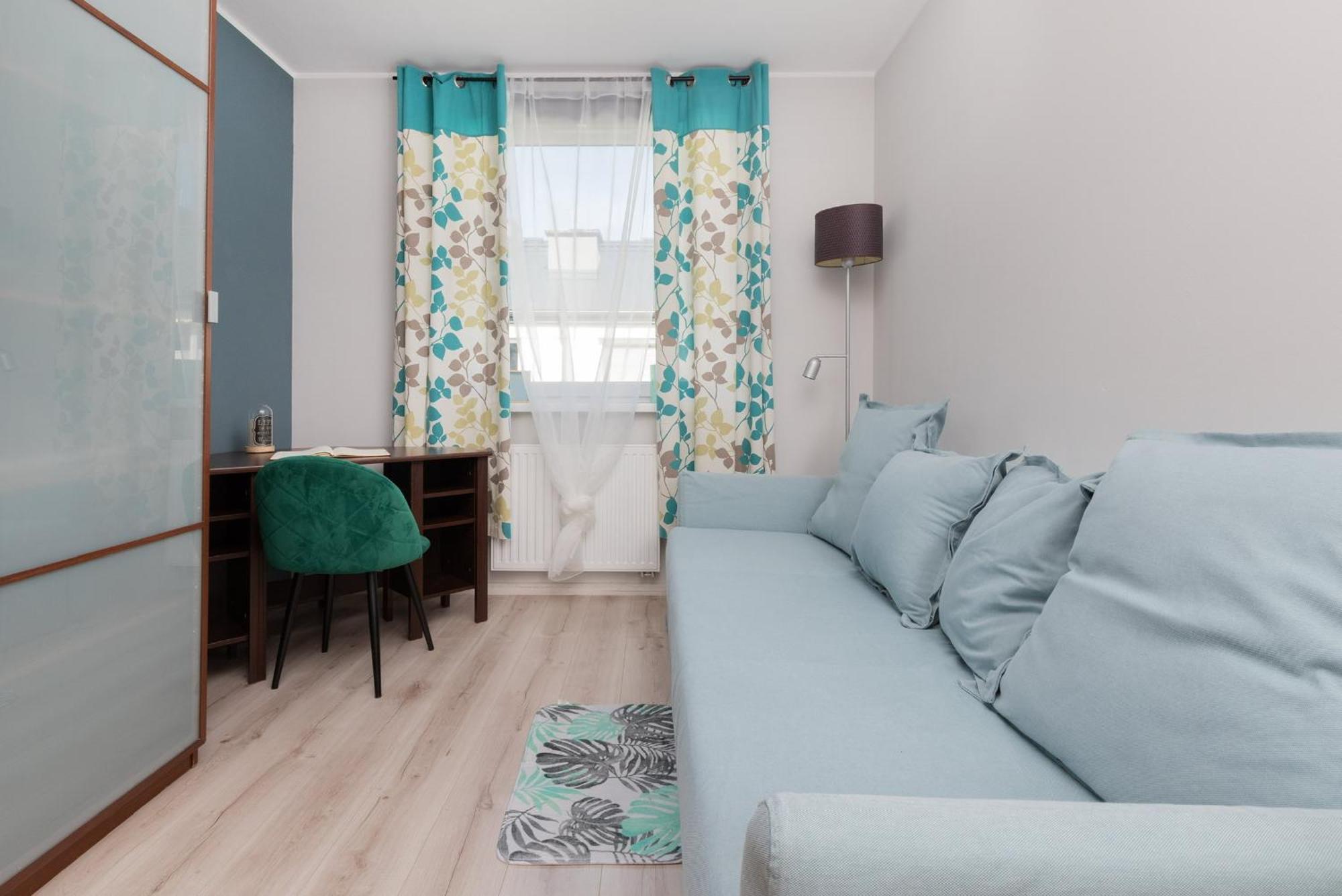 Przestronne 2 Oddzielne Sypialnie Caly Apartament W Spokojnej Dzielnicy Borkowo  Esterno foto