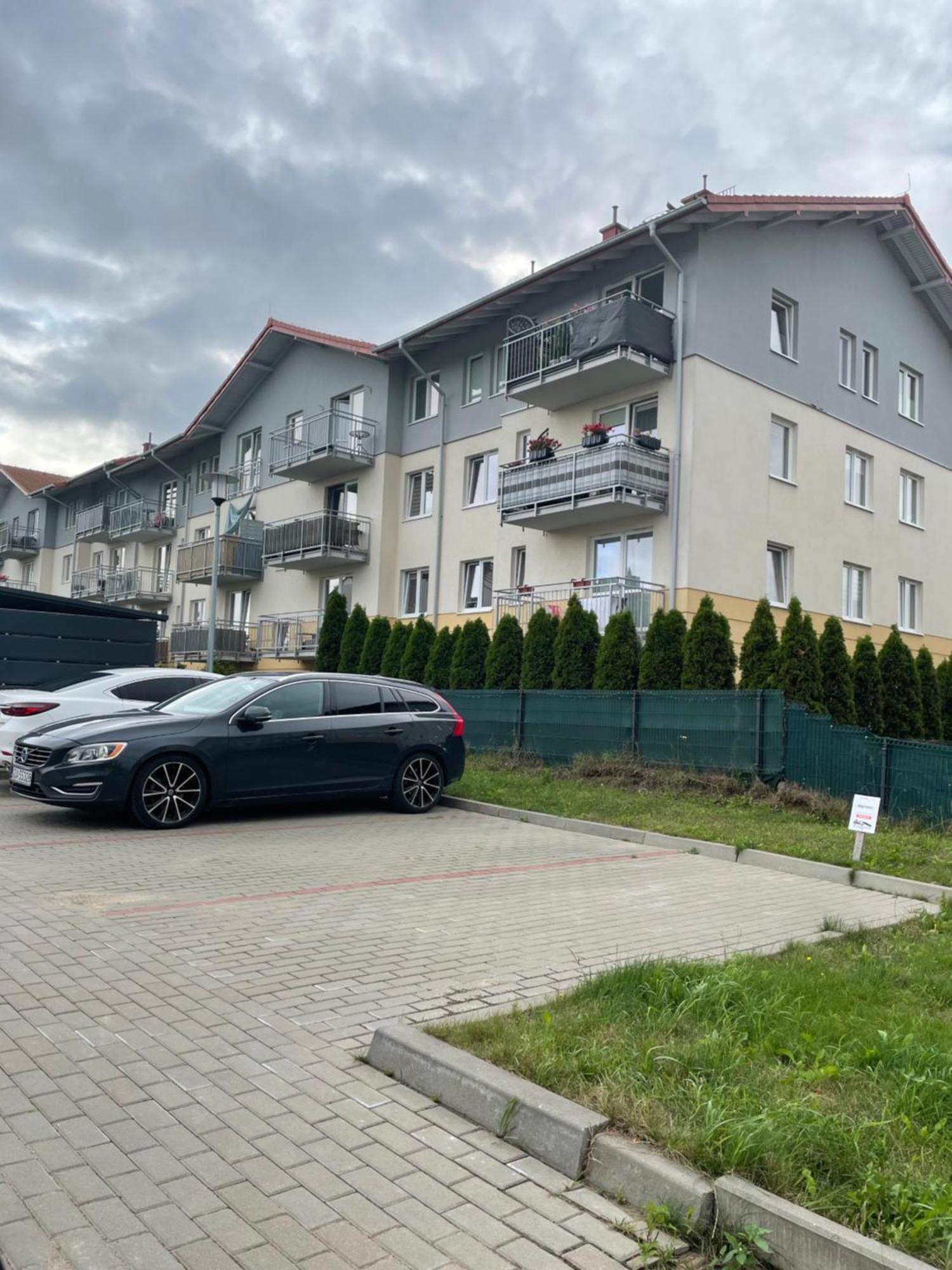 Przestronne 2 Oddzielne Sypialnie Caly Apartament W Spokojnej Dzielnicy Borkowo  Esterno foto